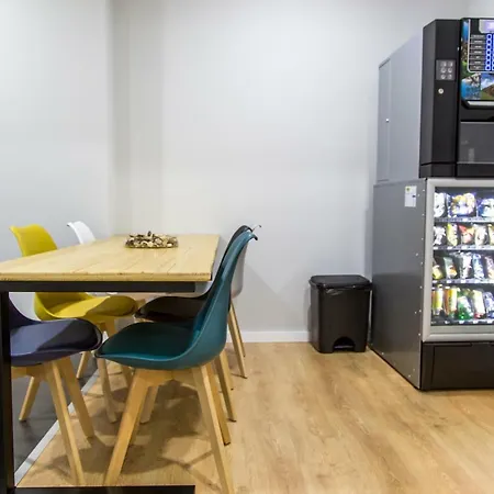 Hostel Indouro & Wine Bar